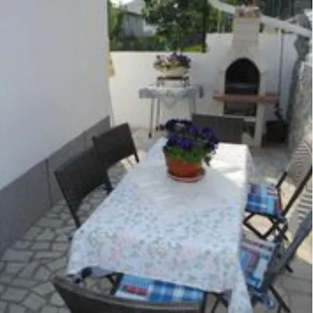 Marija 61 Pax Apartment